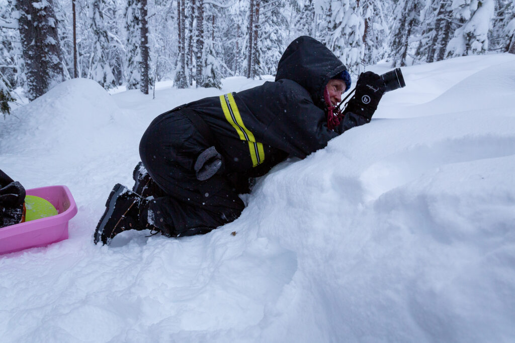 Bei unserer Fotoreise Finnland streifen wir gemeinsam gemütlich durch die Wälder auf der Pirsch nach der besten Perspektive.